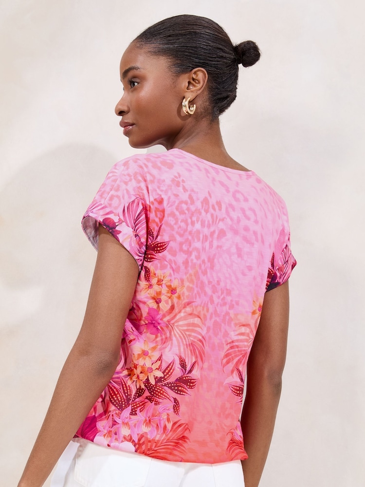 Lipsy Pink Printed Bubble Hem T-Shirt - Image 2 of 4