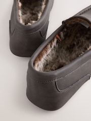Brown Faux Fur Lined Moccasin Slippers - Image 3 of 5