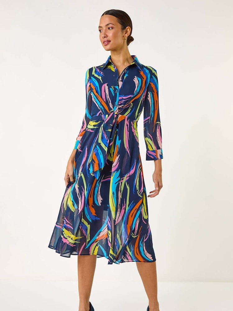 Roman – Hemdblusenkleid mit abstraktem Print und Bindedetail vorne - Bild 2 von 5 Roman – Hemdblusenkleid mit abstraktem Print und Bindedetail vorne - Bild 2 von 5