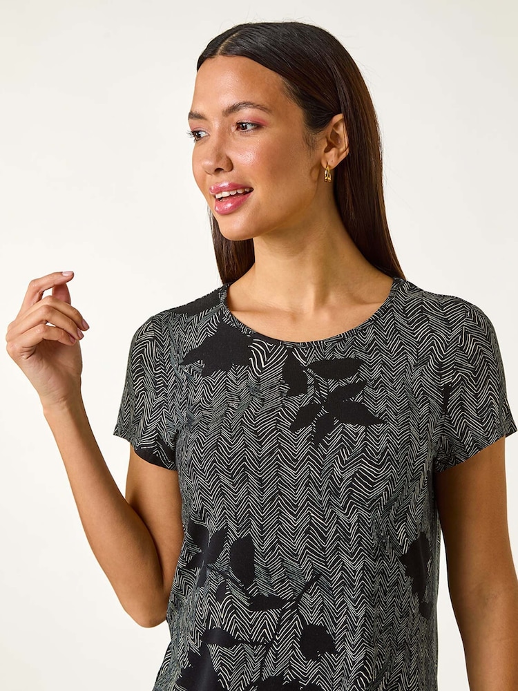 Roman Grey Floral Print Chiffon Hem Top - Image 4 of 5