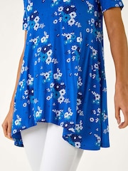 Roman Blue Floral Print Hanky Hem Tunic Top - Image 5 of 5
