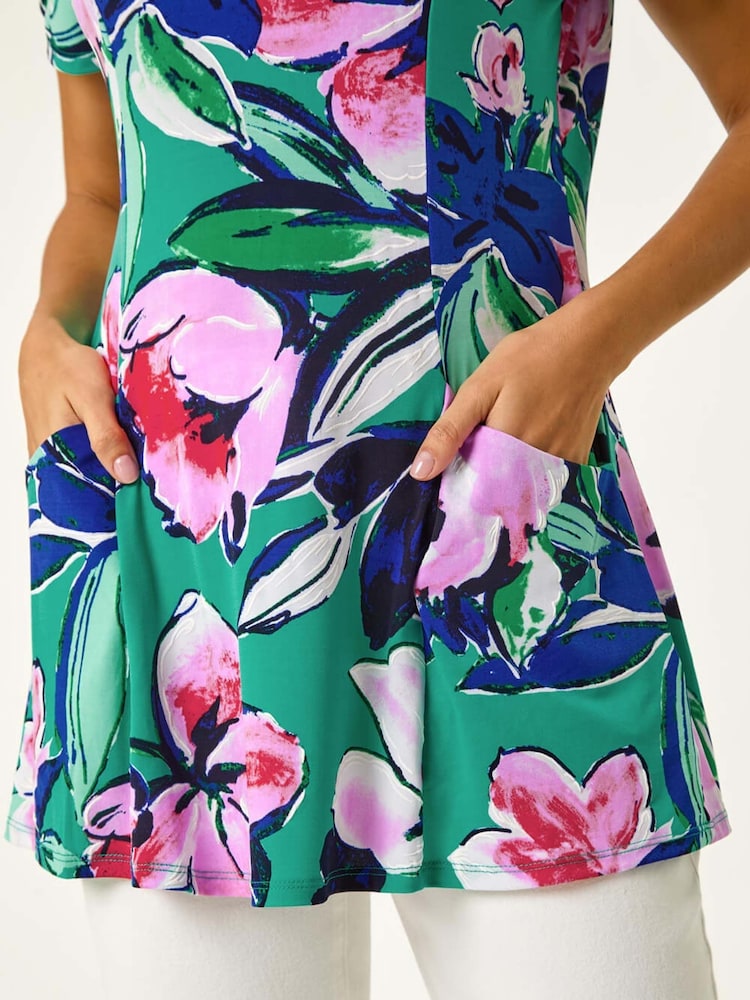 Túnica romana texturizada com estampa floral - Imagem 5 de 5