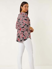 Roman Red Textured Leaf Print V-Neck Stretch Blouses - Image 3 of 5