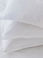 Murmur White Bea 100% Cotton Duvet Cover and Pillowcase Set - Image 5 of 7