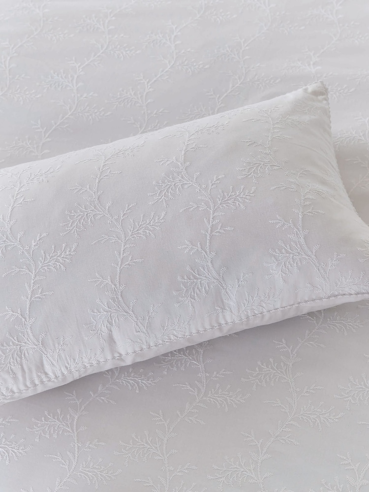 Murmur White Bea 100% Cotton Cushion - Image 2 of 4