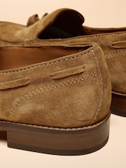 Joules Tan Brown Suede Tassel Loafers - Image 6 of 6