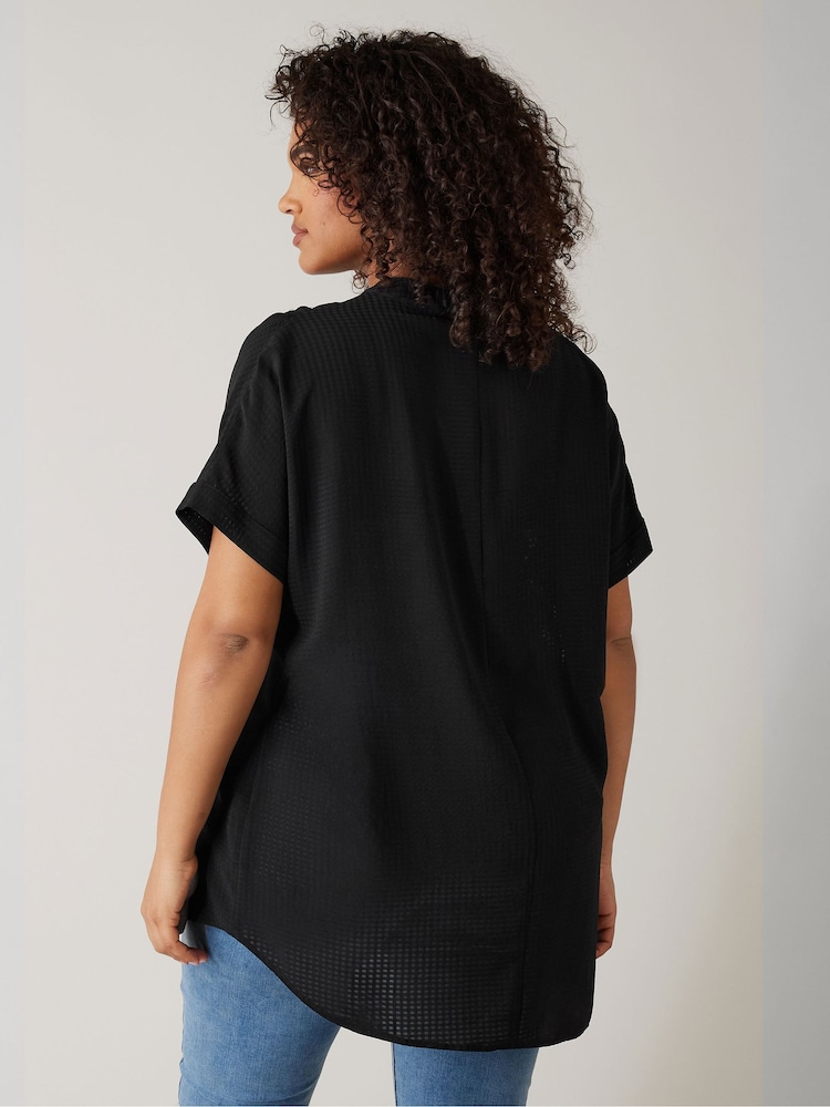 Evans Half Placket Short Sleeve Blouse - Image 4 of 5