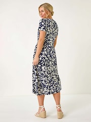 Vestido Roman Petite Floral com cintura franzida - Imagem 3 de 5