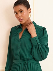 Love & Roses Green Pleated Midi Dress - Image 4 of 4