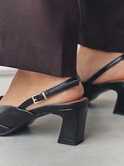 Negro - Forever Comfort® Square Toe Slingback Heels - Imagen 6 de 10