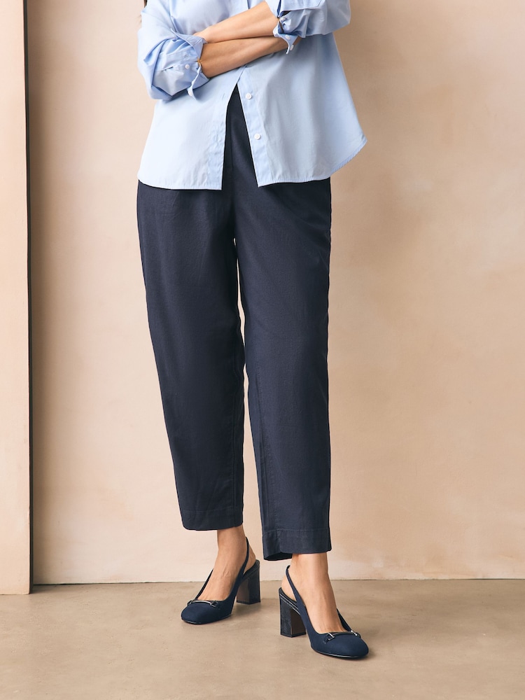Azul marino - Forever Comfort® Hardware Slingback Block Heels - Imagen 10 de 10 Azul marino - Forever Comfort® Hardware Slingback Block Heels - Imagen 10 de 10