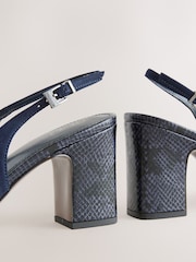 Azul marino - Forever Comfort® Hardware Slingback Block Heels - Imagen 3 de 10