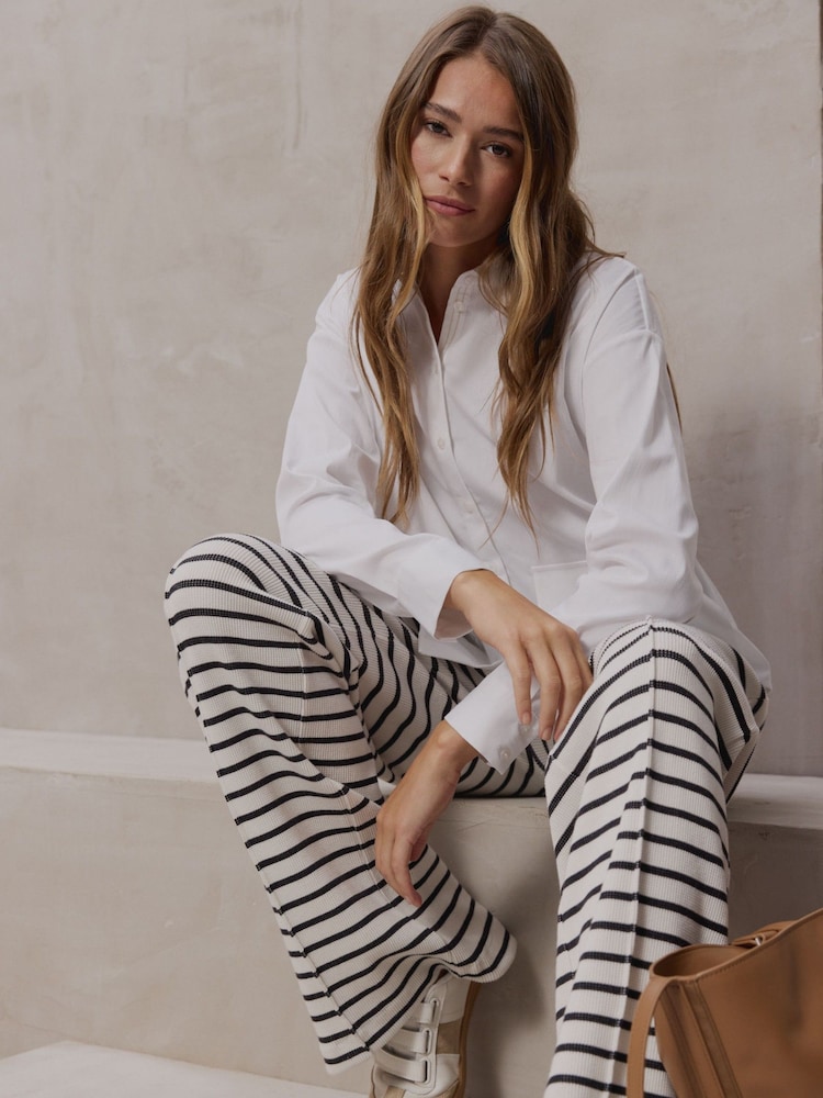 Smith & Soul White Pockets Shirt - Image 1 of 5