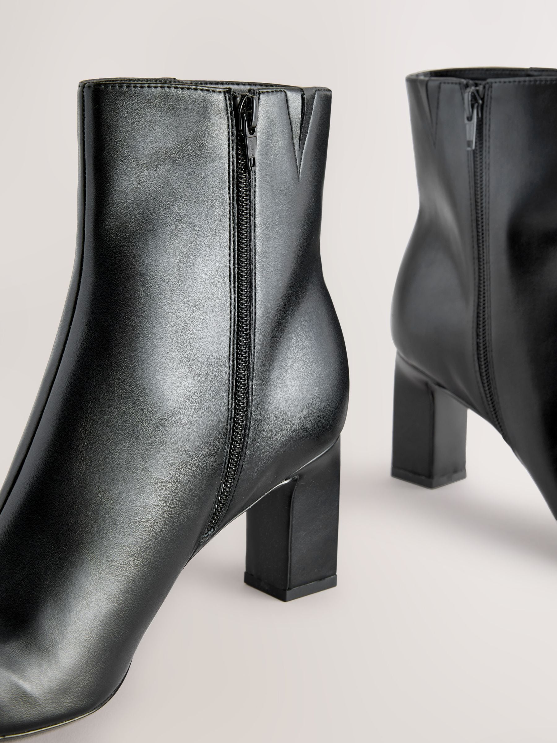bazo1199 forever27 ブラック Buy Black Forever Comfort® Point Chisel Toe Block Heel Buckle