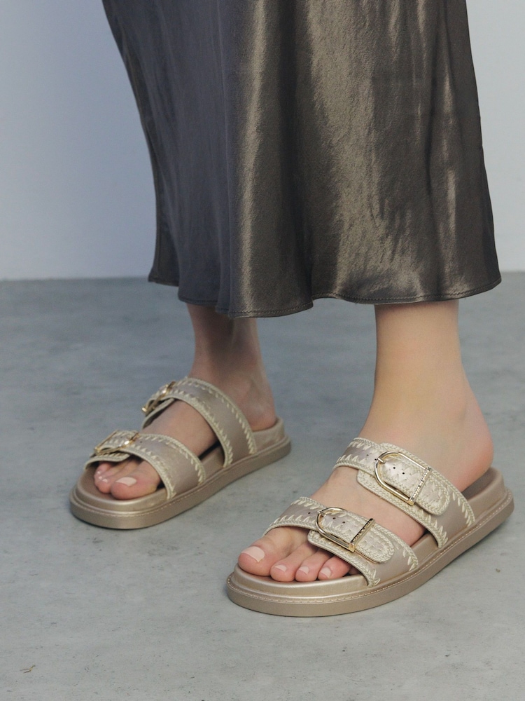 Moda in Pelle Kerriki Flat Sandals With Whip Stitch Detail - Image 1 of 4