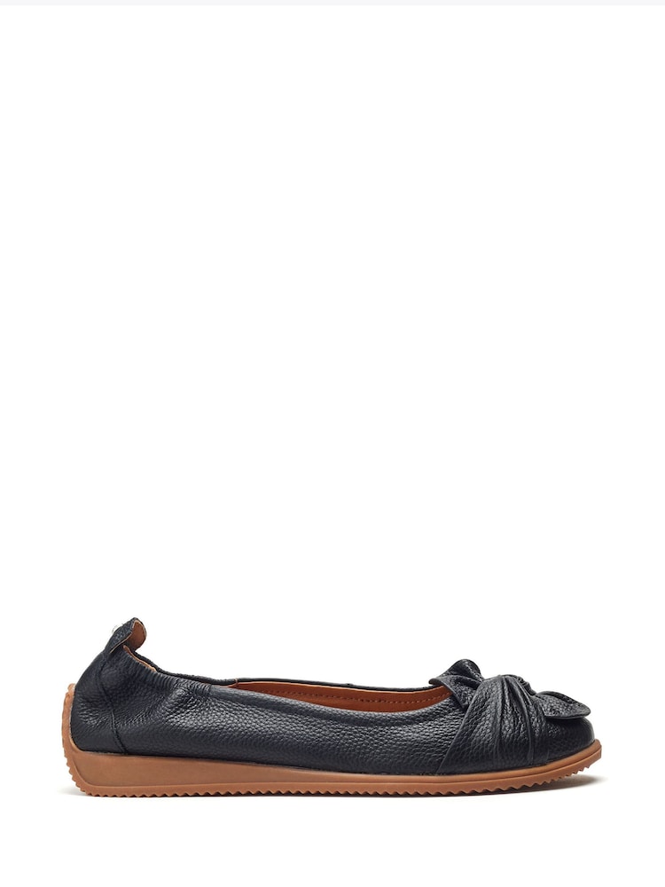 Moda in Pelle Echium Slip-On Leather Flat With Twisted Knot Detail Shoes - Image 1 of 4