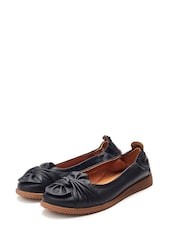 Moda in Pelle Echium Slip-On Leather Flat With Twisted Knot Detail Shoes - Image 2 of 4