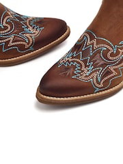 Moda in Pelle Olearia Feature Stitch Detailed Ankle Length Leather Western Brown Boots - Image 4 of 4