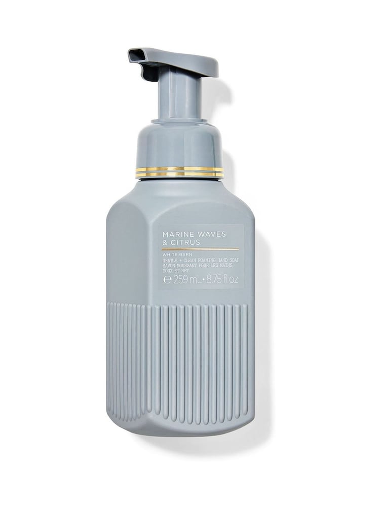 Bath & Body Works Foam Soap 8.75 fl oz / 259 mL - Image 1 of 2 Bath & Body Works Foam Soap 8.75 fl oz / 259 mL - Image 1 of 2