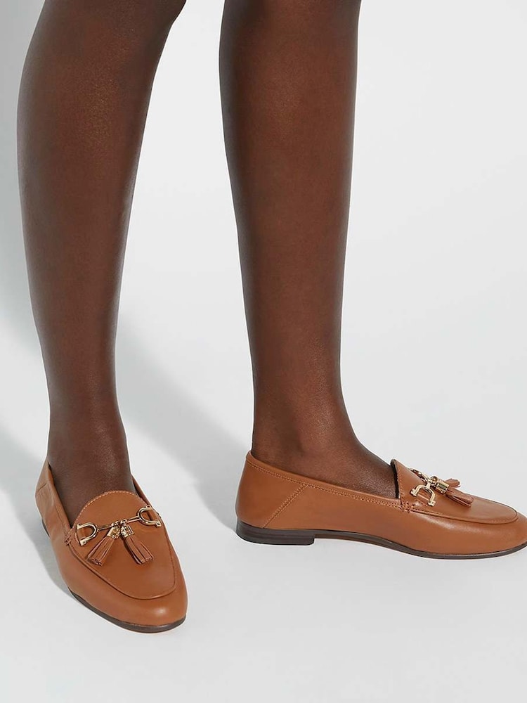 rdeča - Mokasini iz usnja z resicami Dune London Flexible Sole Greysons - Slika 1 iz 6 rdeča - Mokasini iz usnja z resicami Dune London Flexible Sole Greysons - Slika 1 iz 6