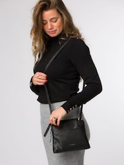 Pure Luxuries London 'Kirkham' Leather Cross-Body Black Bag - Image 6 of 7