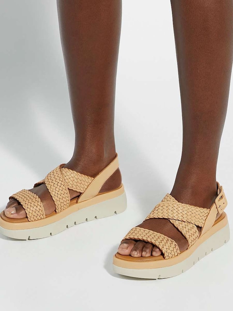 Crema - Dune London Lorro Woven Strap Cross Over Heeled Sandals - Imagen 6 de 6 Crema - Dune London Lorro Woven Strap Cross Over Heeled Sandals - Imagen 6 de 6