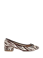 Animal Rjava - Dune London Amazing plisiran Pearl pentlja čevlji s plosko peto/brez pete čevlji - Slika 2 iz 6