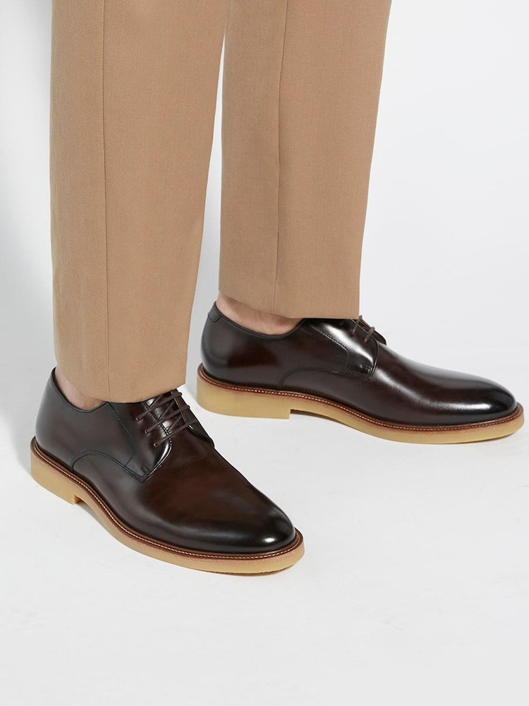 Marrón - Zapatos Gibson con suela de crepé Banford de Dune London - Imagen 1 de 6 Marrón - Zapatos Gibson con suela de crepé Banford de Dune London - Imagen 1 de 6