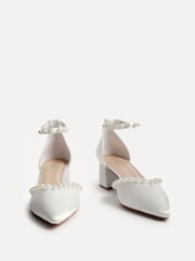 Linzi Cream Swan Court Heels With Pearl Details - Image 3 of 5
