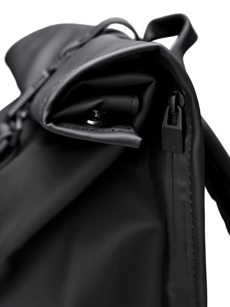 Rolltop Waterproof Rucksack - Image 4 of 5