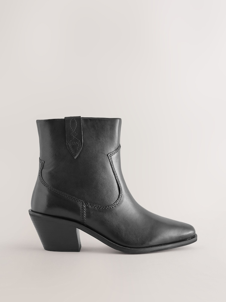 Usnje črne barve - Kavbojski gležnjarji s široko peto Forever Comfort® - Slika 1 iz 5 Usnje črne barve - Kavbojski gležnjarji s široko peto Forever Comfort® - Slika 1 iz 5