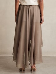 Reiss Mink Neutral Lucie Petite Sheer-Overlay High-Low Shorts - Image 5 of 7