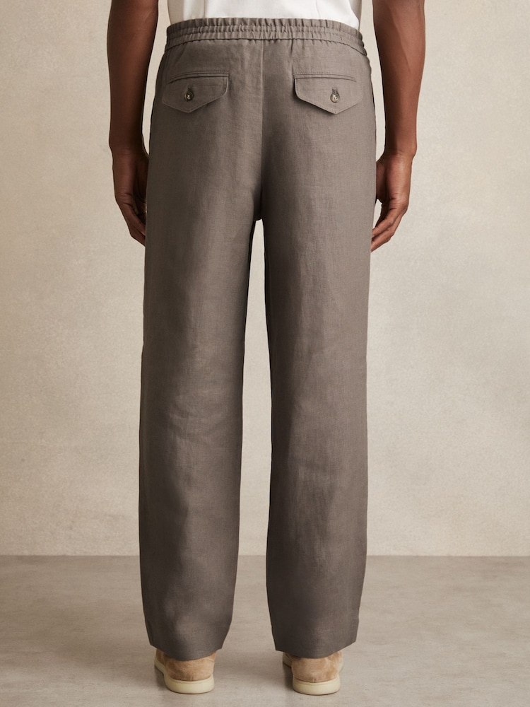 Reiss Mushroom Brown Barges Linen Drawstring Relaxed-Fit Trousers - Image 6 of 7