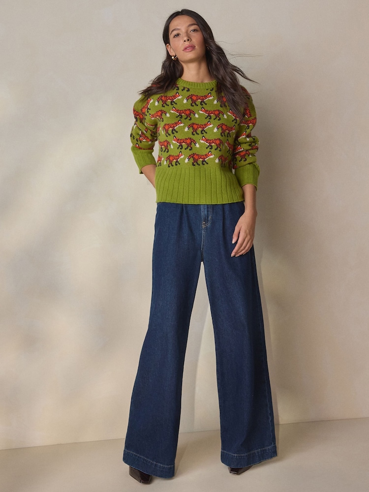 שועל ירוק - סוודר עם צווארון עגול, %100 צמר כבשים, קו מוצרי הפרימיום של Next - תמונה 2 מתוך 9 שועל ירוק - סוודר עם צווארון עגול, %100 צמר כבשים, קו מוצרי הפרימיום של Next - תמונה 2 מתוך 9