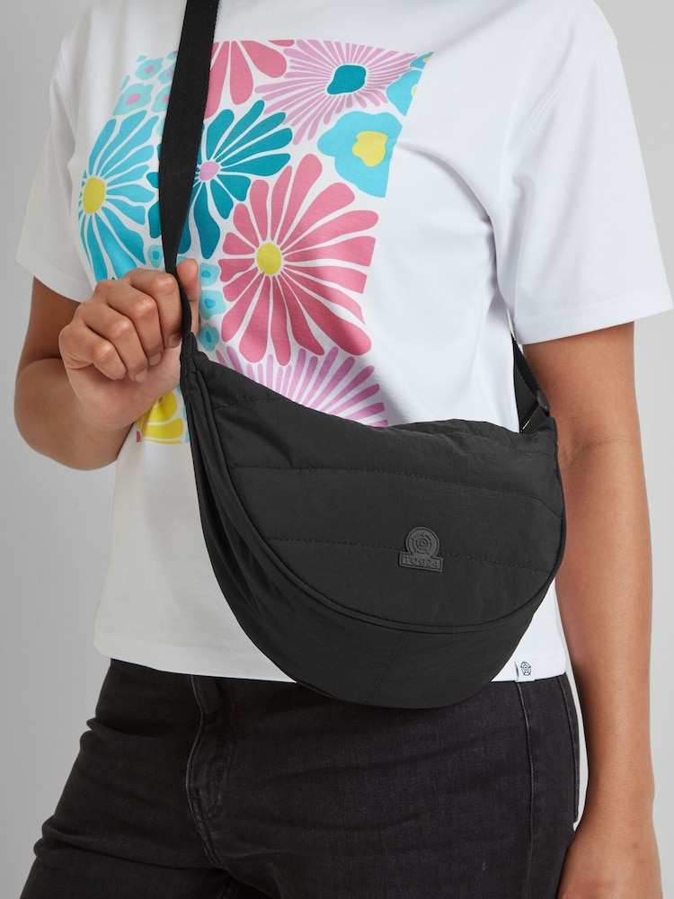 Tog 24 Black Wilshaw Hip Bag Black - Image 3 of 3 Tog 24 Black Wilshaw Hip Bag Black - Image 3 of 3
