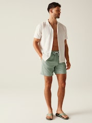 Зеленый - Regatta Mens Mackleyna Swim Shorts - Изображение 3 из 7