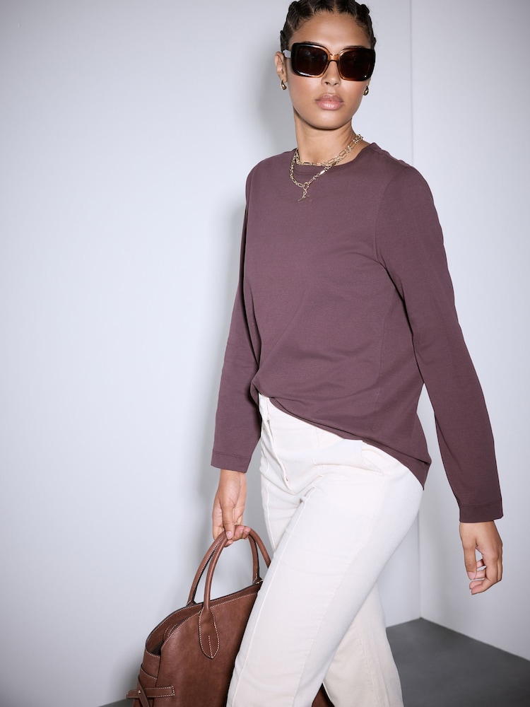 Burgundy Red Long Sleeve Crew Neck T-Shirt - Image 2 of 7 Burgundy Red Long Sleeve Crew Neck T-Shirt - Image 2 of 7