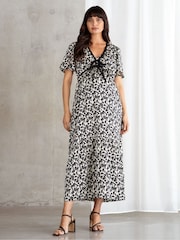Seraphine Bow Detail Maternity Black Dress - Image 2 of 4