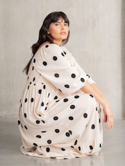 Seraphine Cream Maternity Maxi Dress - Image 5 of 5