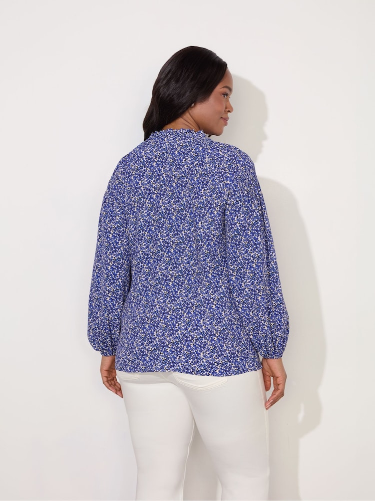 Live Unlimited Blue Curve Ditsy Shirred Raglan Sleeve Blouse - Image 4 of 4