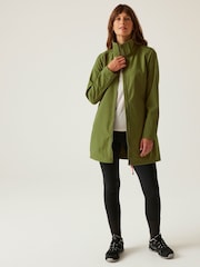 Regatta Green Womens Carisbrooke Softshell Jacket - Image 4 of 8