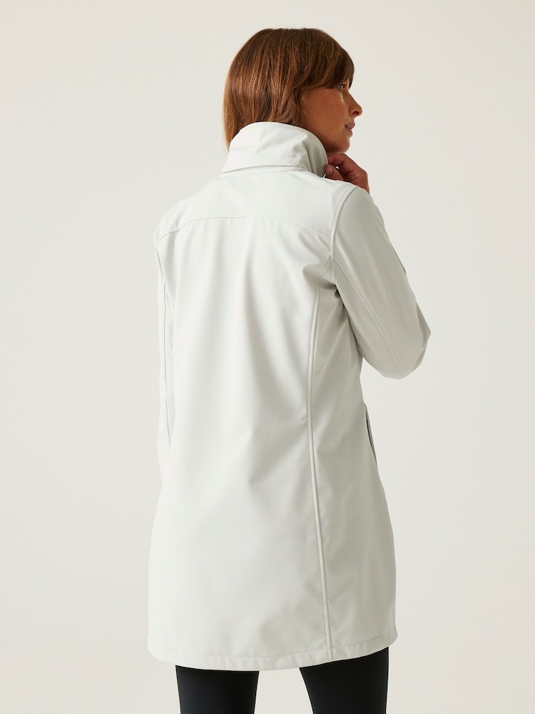 Regatta White Womens Carisbrooke Softshell Jacket - Image 3 of 8