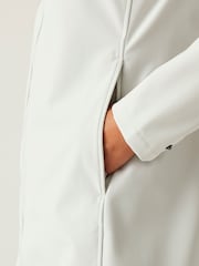 Regatta White Womens Carisbrooke Softshell Jacket - Image 5 of 8