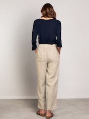 Celtic & Co. – Hose mit Barrel-Hosenbein und Faltendetail aus 100 % Leinen, Natur - Bild 2 von 3