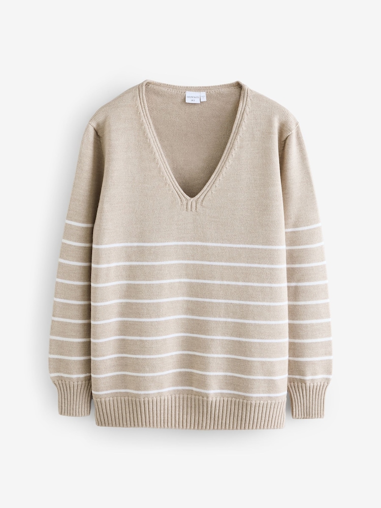 Celtic & Co. Merino V-Neck Jumper - Image 3 of 3