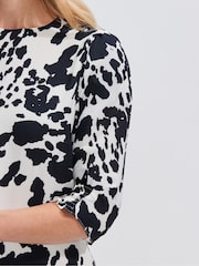 Ro&Zo Black Irregular Spot Printed Puff Sleeve Dress - Image 4 of 4