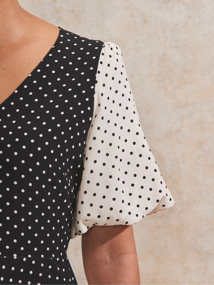 Ro&Zo Black Contrast Spot Midi Dress - Image 4 of 4