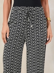 Lipsy Black/White Crinkle Wide Leg Trousers - Image 3 of 4