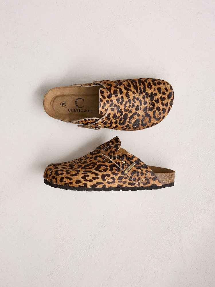 Celtic & Co. Brown Stud Strap Clogs - Image 7 of 7