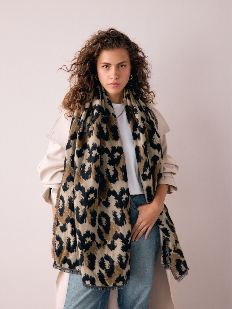 Animal Midweight Scarf - Image 2 of 5